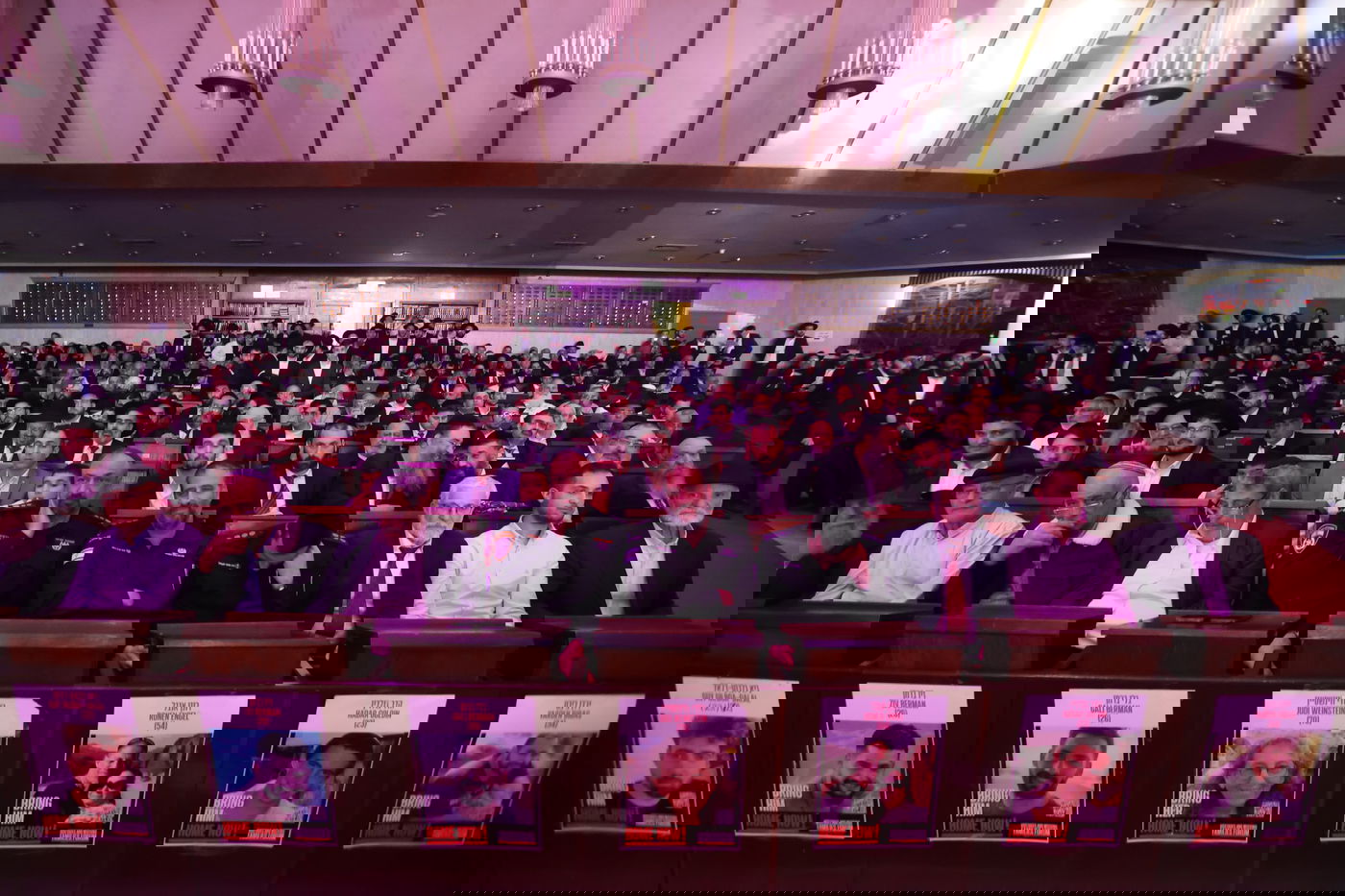 הכתרת הראש"ל הרב דוד יוסף בבית הכנסת הגדול