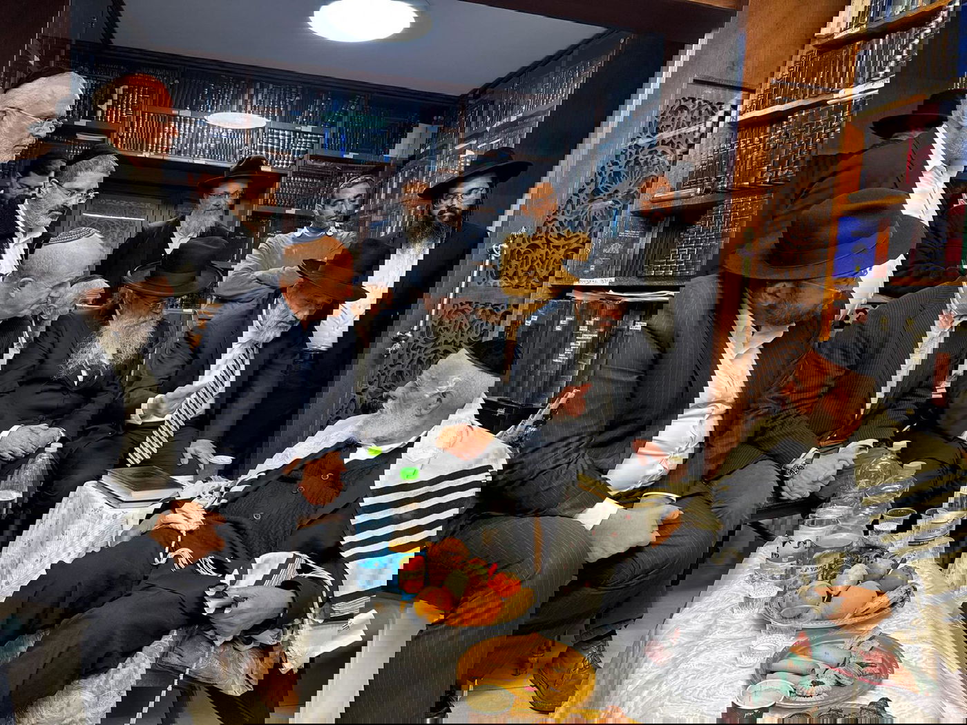 ניחום אבלים אצל הגאון רבי שלמה מחפוד 