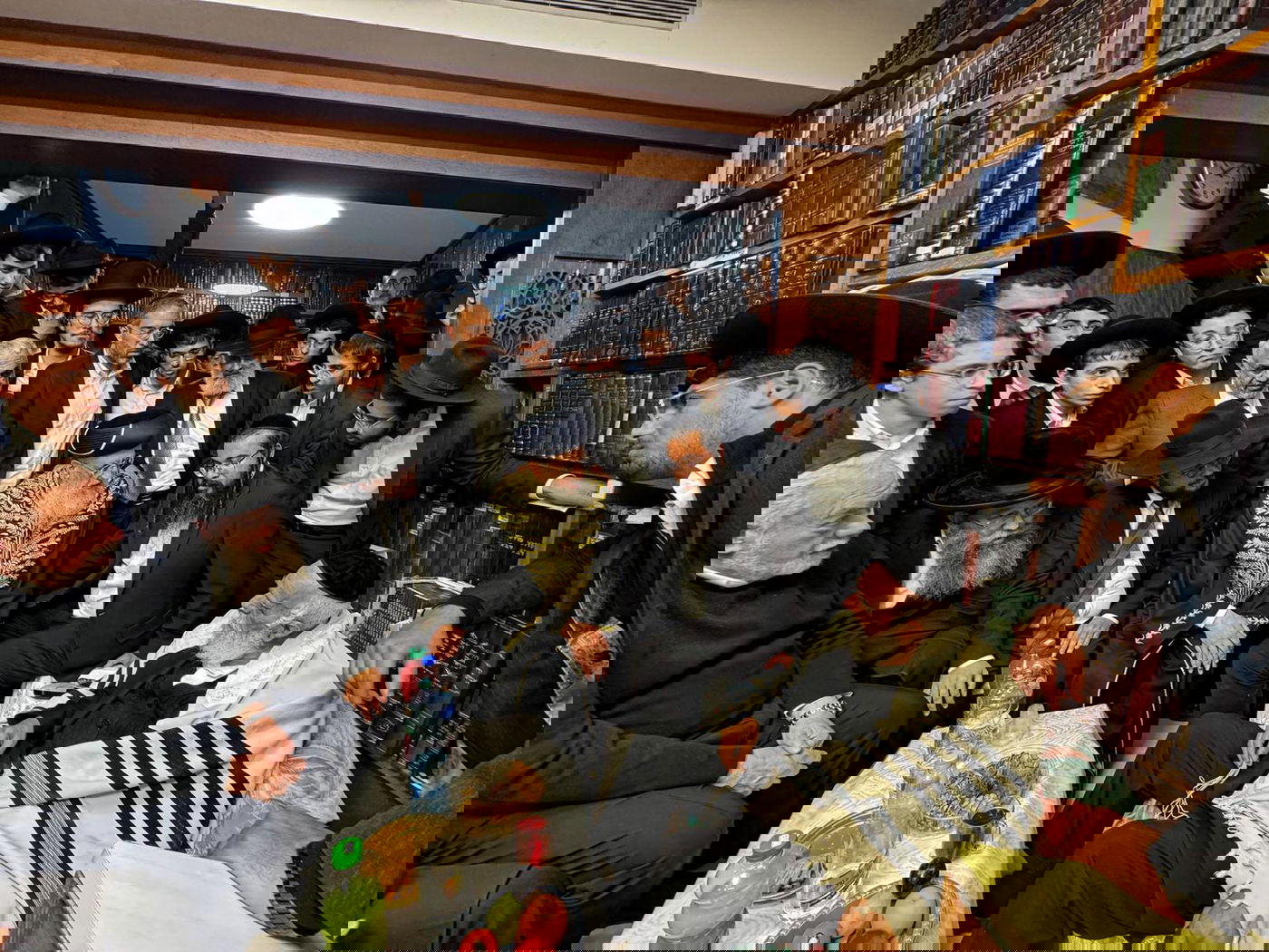 ניחום אבלים אצל הגאון רבי שלמה מחפוד 