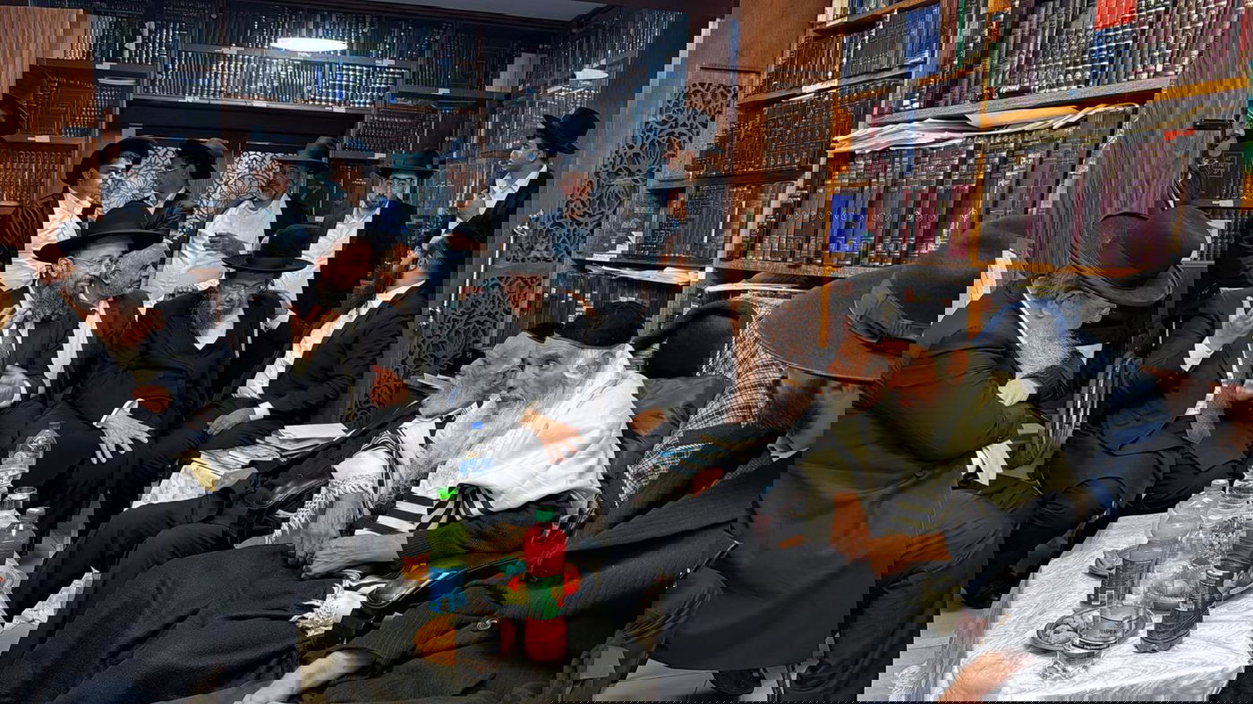 ניחום אבלים אצל הגאון רבי שלמה מחפוד 