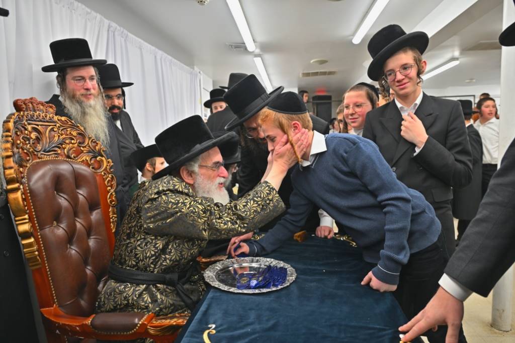 האדמו"ר מויזניץ בביקור בלייקווד