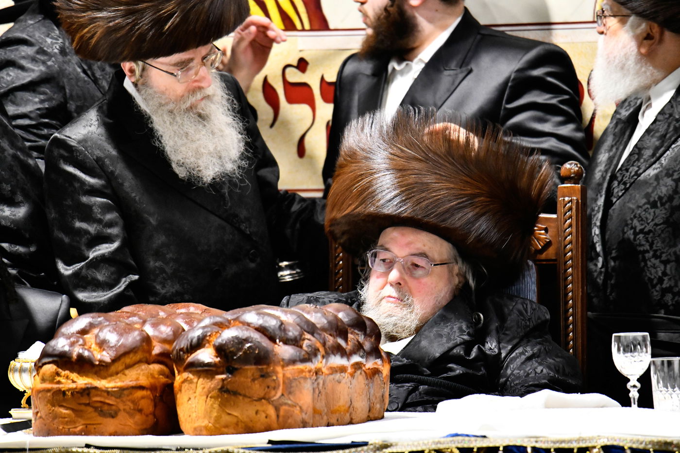 שמחת אירוסי נכדת האדמו"ר מבעלזא