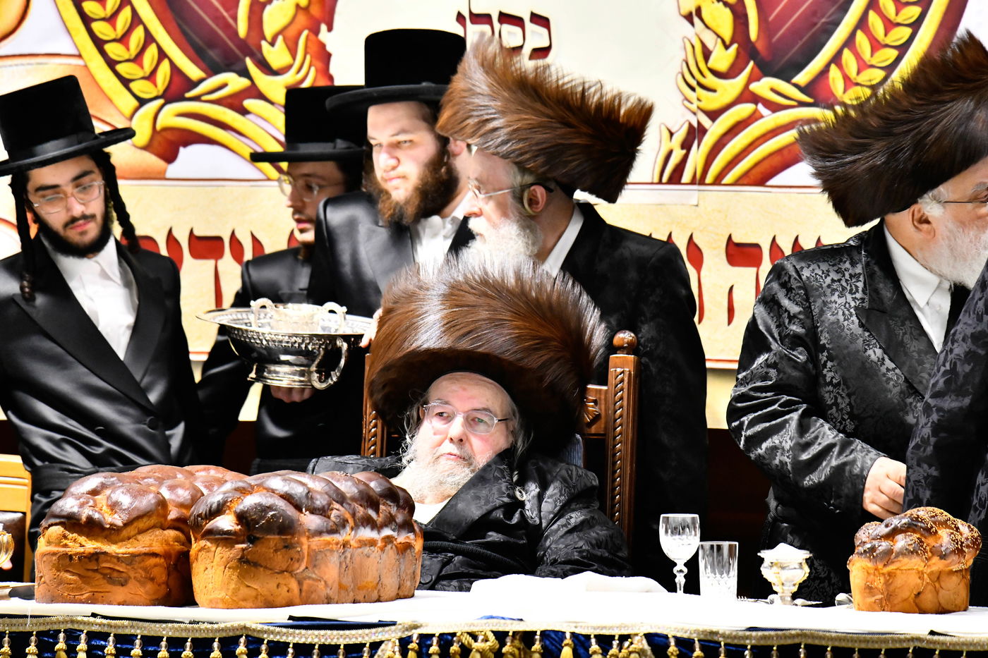 שמחת אירוסי נכדת האדמו"ר מבעלזא