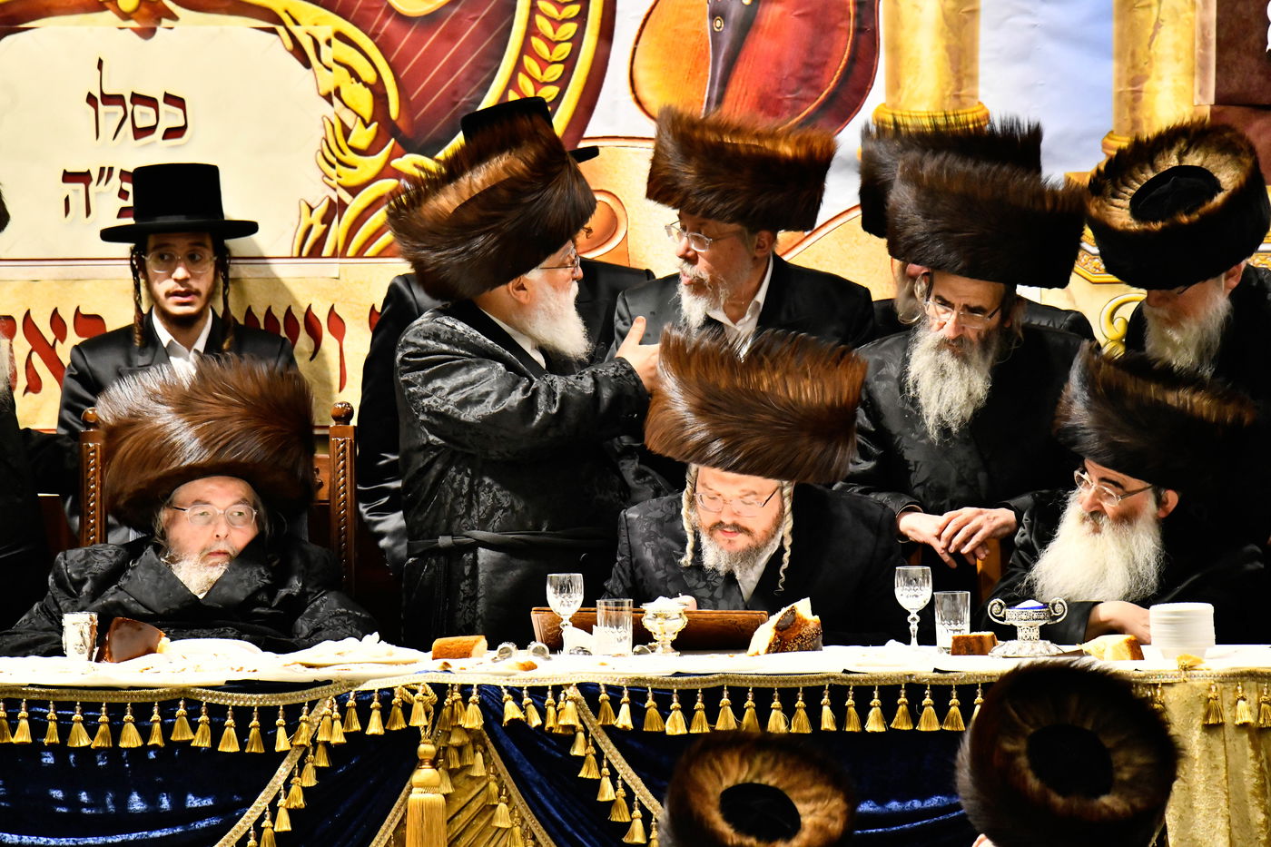 שמחת אירוסי נכדת האדמו"ר מבעלזא