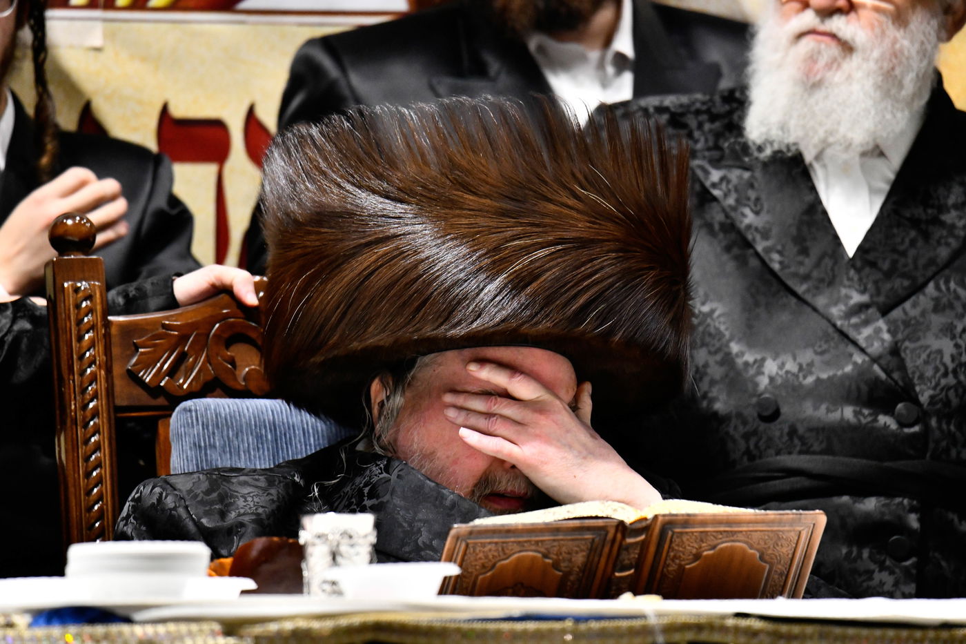 שמחת אירוסי נכדת האדמו"ר מבעלזא