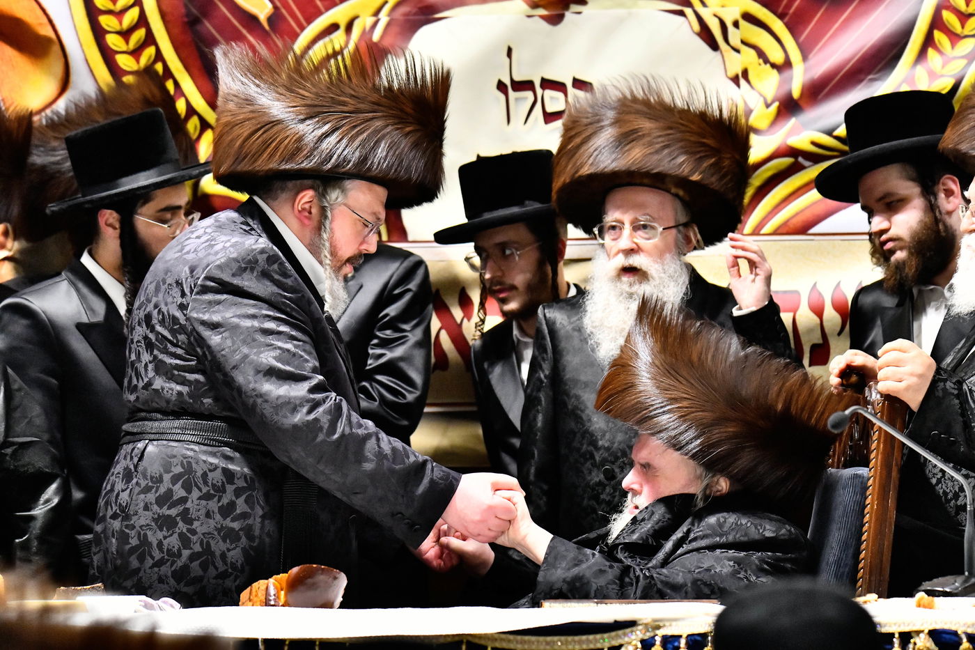 שמחת אירוסי נכדת האדמו"ר מבעלזא