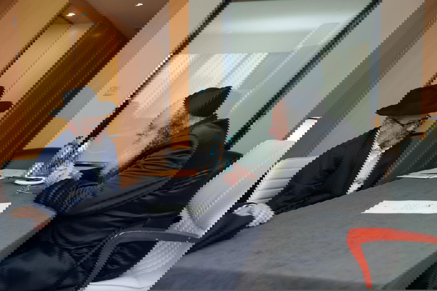 קפלון בפגישה עם הגר"ש אלתר