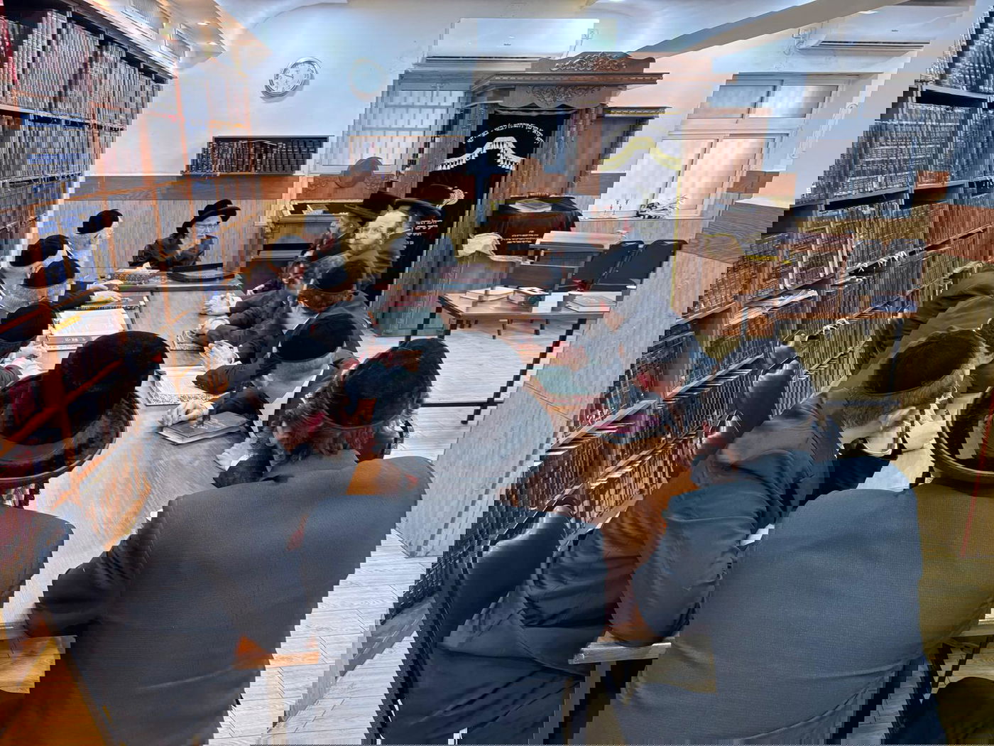 הביקור של ראש הדיינים בלונדון