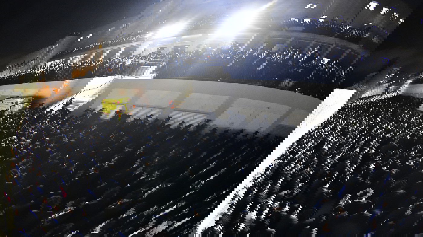 הלווית מנהיג 'הפלג הירושלמי' ראש הישיבה הגאון רבי אשר דויטש זצ"ל