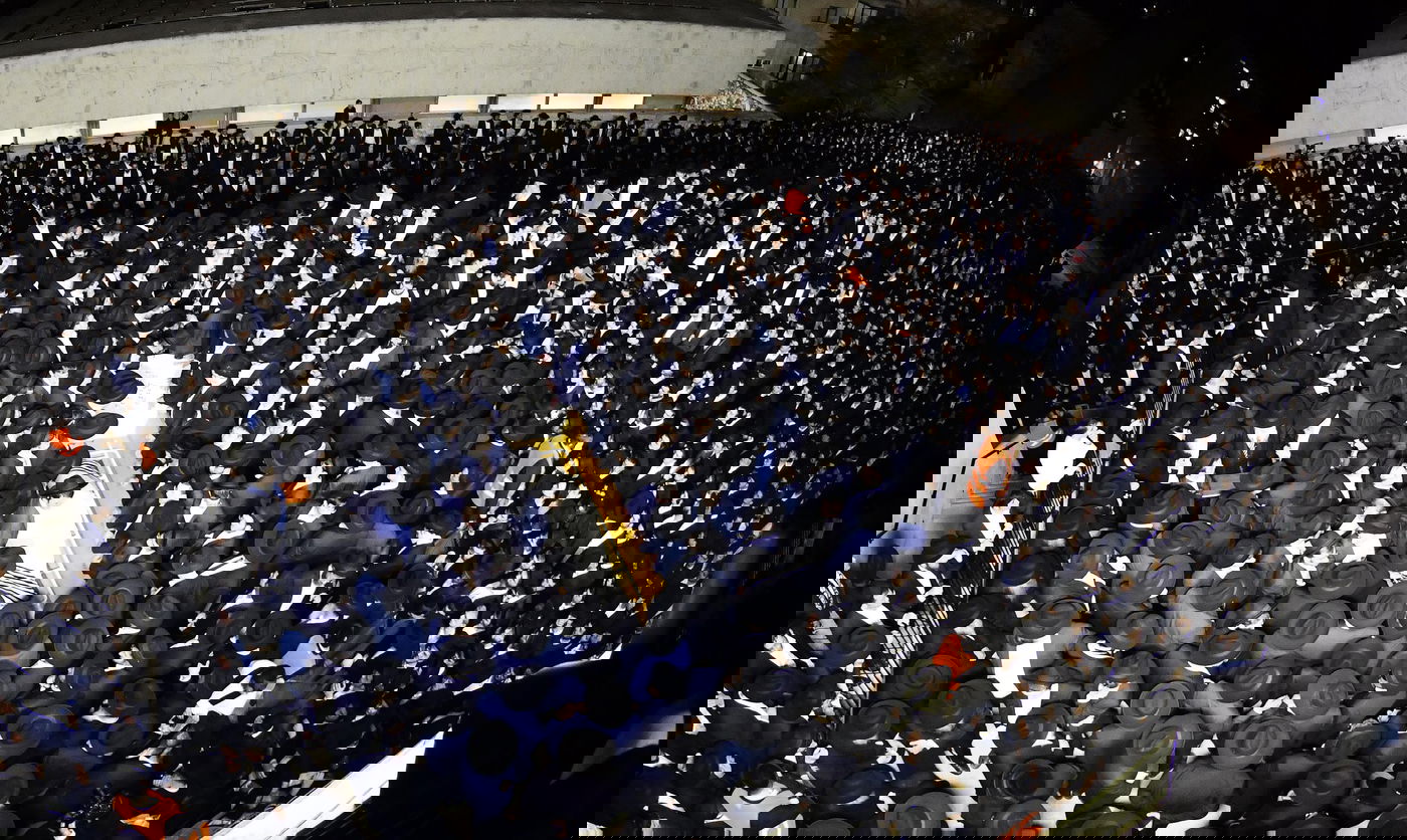 הלווית מנהיג 'הפלג הירושלמי' ראש הישיבה הגאון רבי אשר דויטש זצ"ל