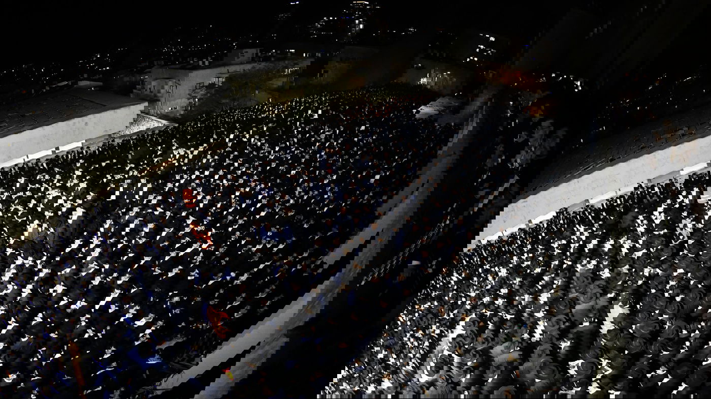 הלווית מנהיג 'הפלג הירושלמי' ראש הישיבה הגאון רבי אשר דויטש זצ"ל