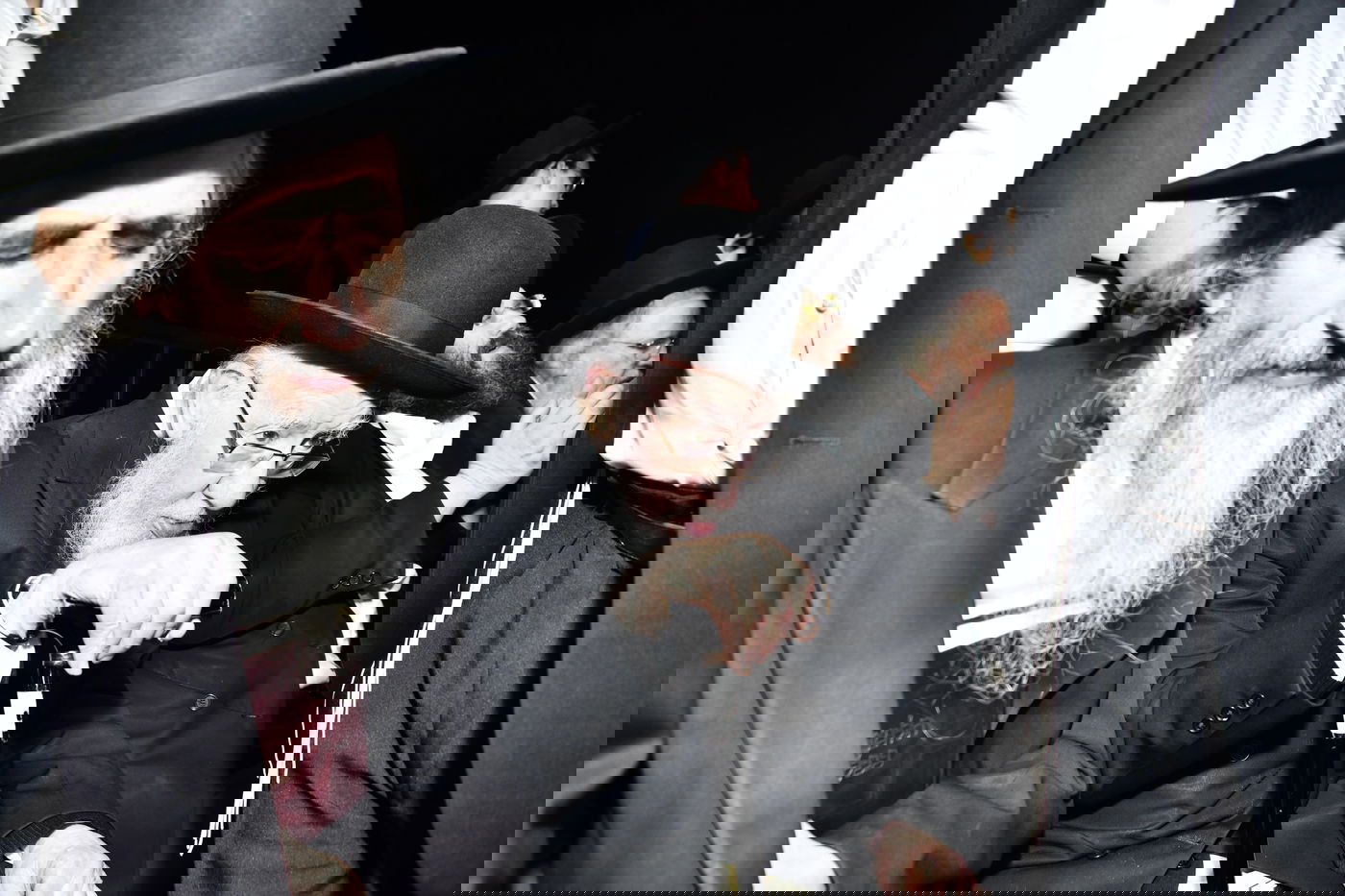 הלווית מנהיג 'הפלג הירושלמי' ראש הישיבה הגאון רבי אשר דויטש זצ"ל