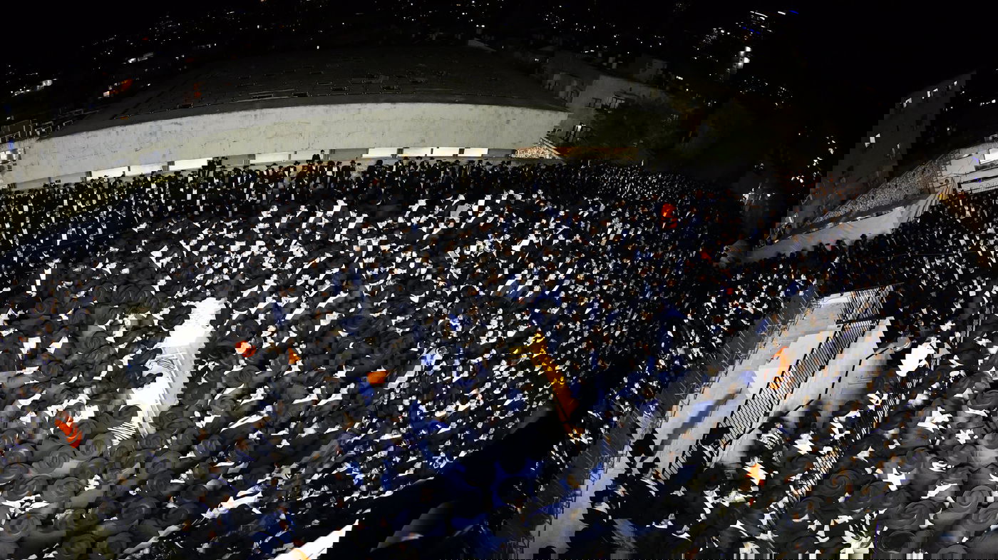 הלווית מנהיג 'הפלג הירושלמי' ראש הישיבה הגאון רבי אשר דויטש זצ"ל