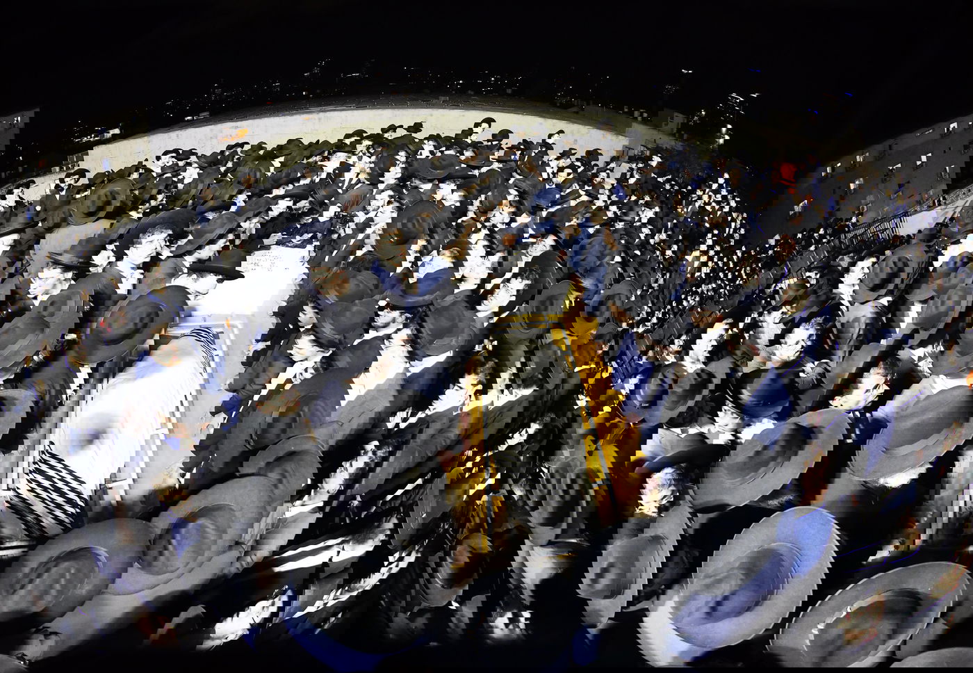 הלווית מנהיג 'הפלג הירושלמי' ראש הישיבה הגאון רבי אשר דויטש זצ"ל