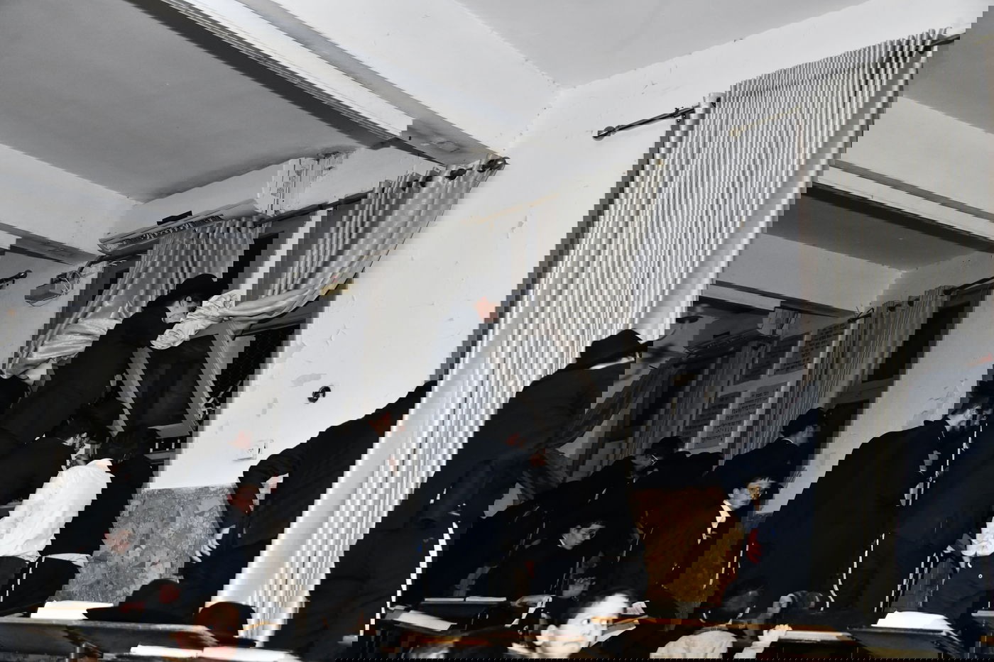 הלווית מנהיג 'הפלג הירושלמי' ראש הישיבה הגאון רבי אשר דויטש זצ"ל