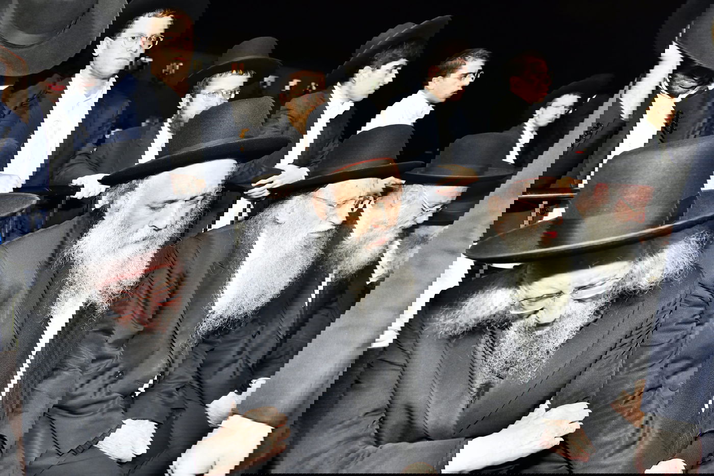 הלווית מנהיג 'הפלג הירושלמי' ראש הישיבה הגאון רבי אשר דויטש זצ"ל