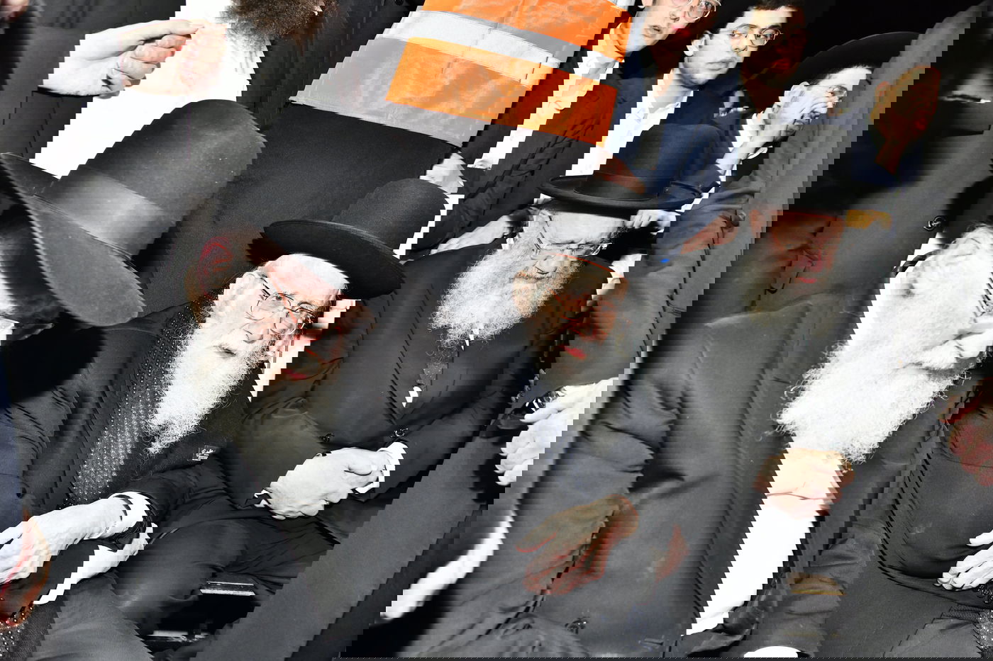 הלווית מנהיג 'הפלג הירושלמי' ראש הישיבה הגאון רבי אשר דויטש זצ"ל