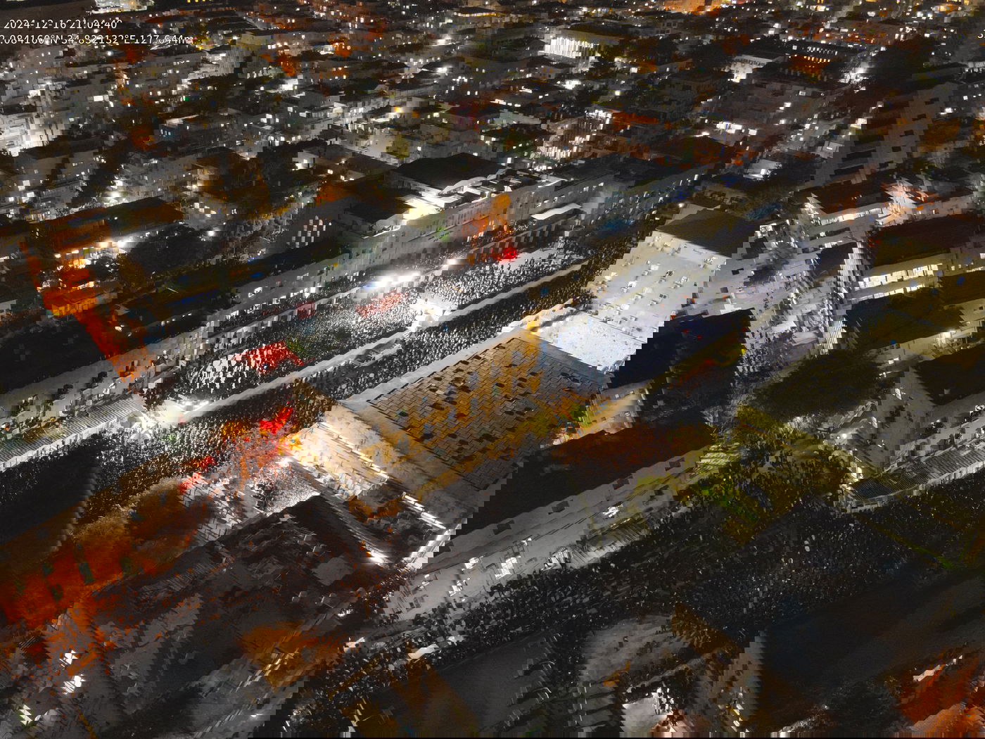 תיעוד מהרחפן: הרבבות בהלווית הגר"א דויטש בפוניבז'