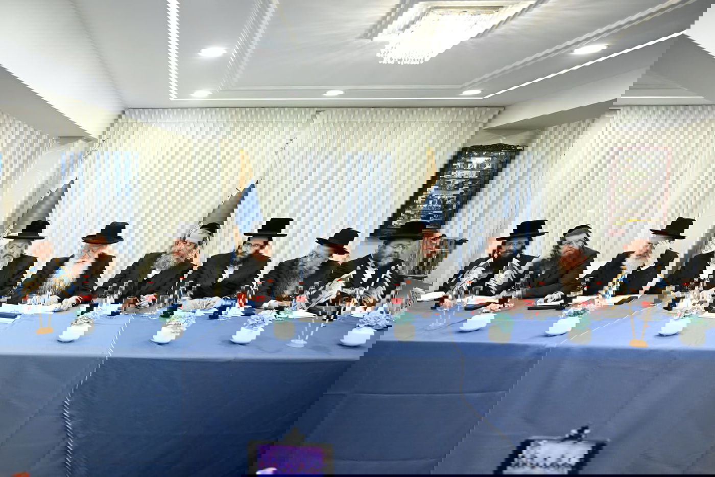 כינוס שלומי אמונים בביתו של השר מאיר פרוש