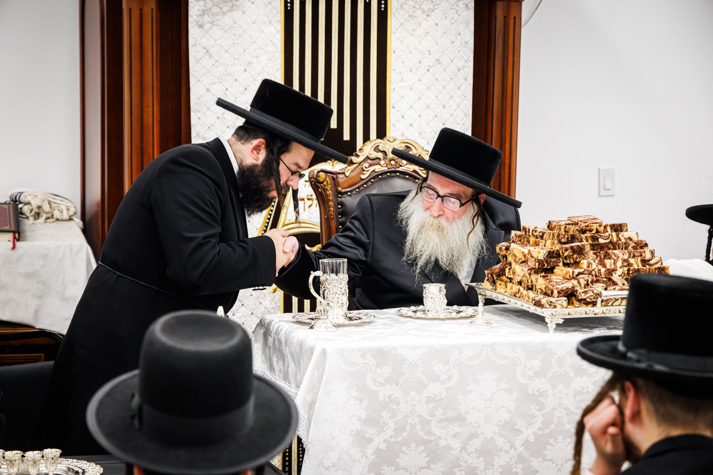 האדמו"ר מתולדות צבי ספינקא בשיחת חיזוק בישיבת שער המלך