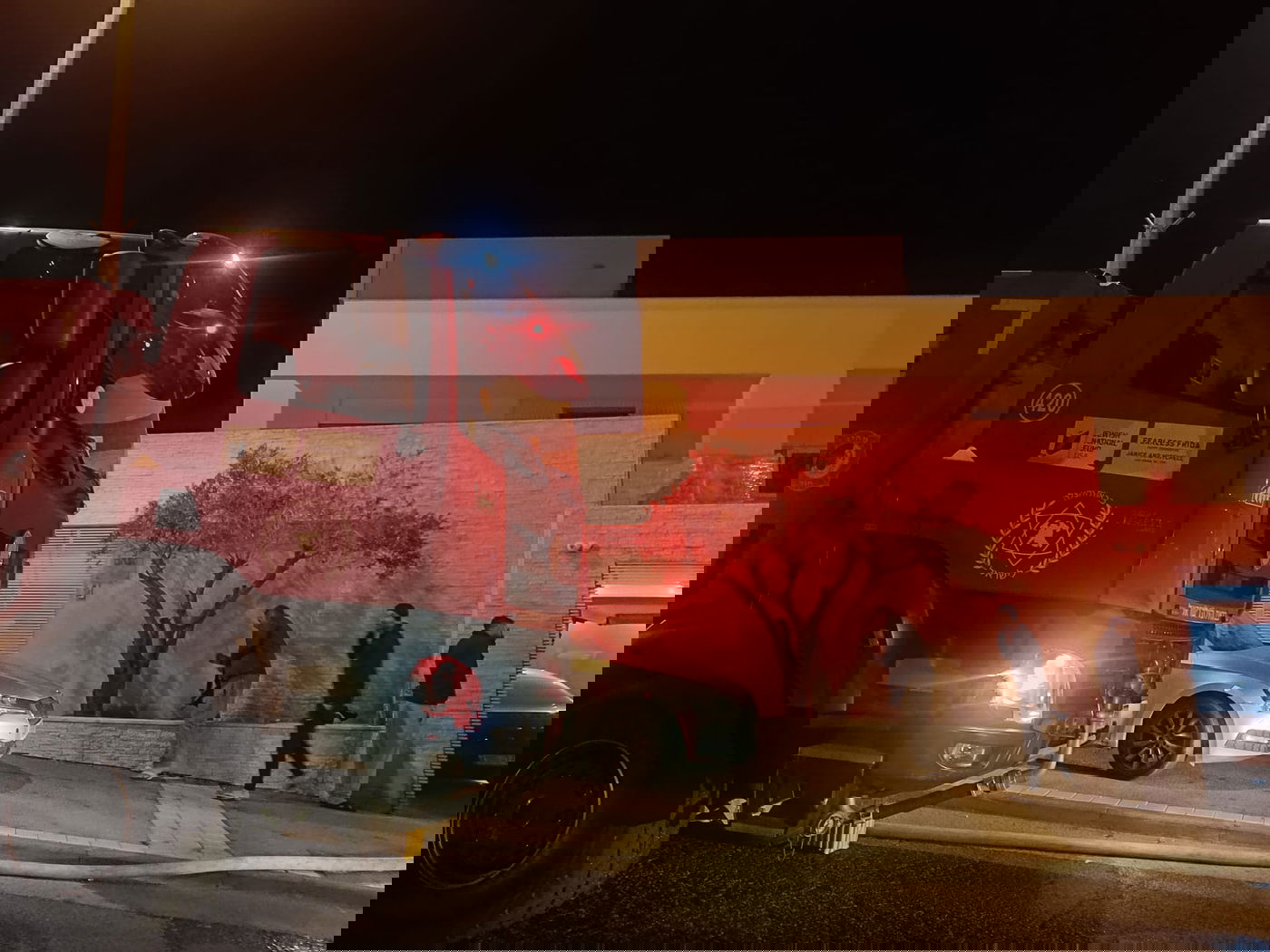 הצפצוף של הגלאי עשן העיר את בני הבית - שניצלו מהשריפה