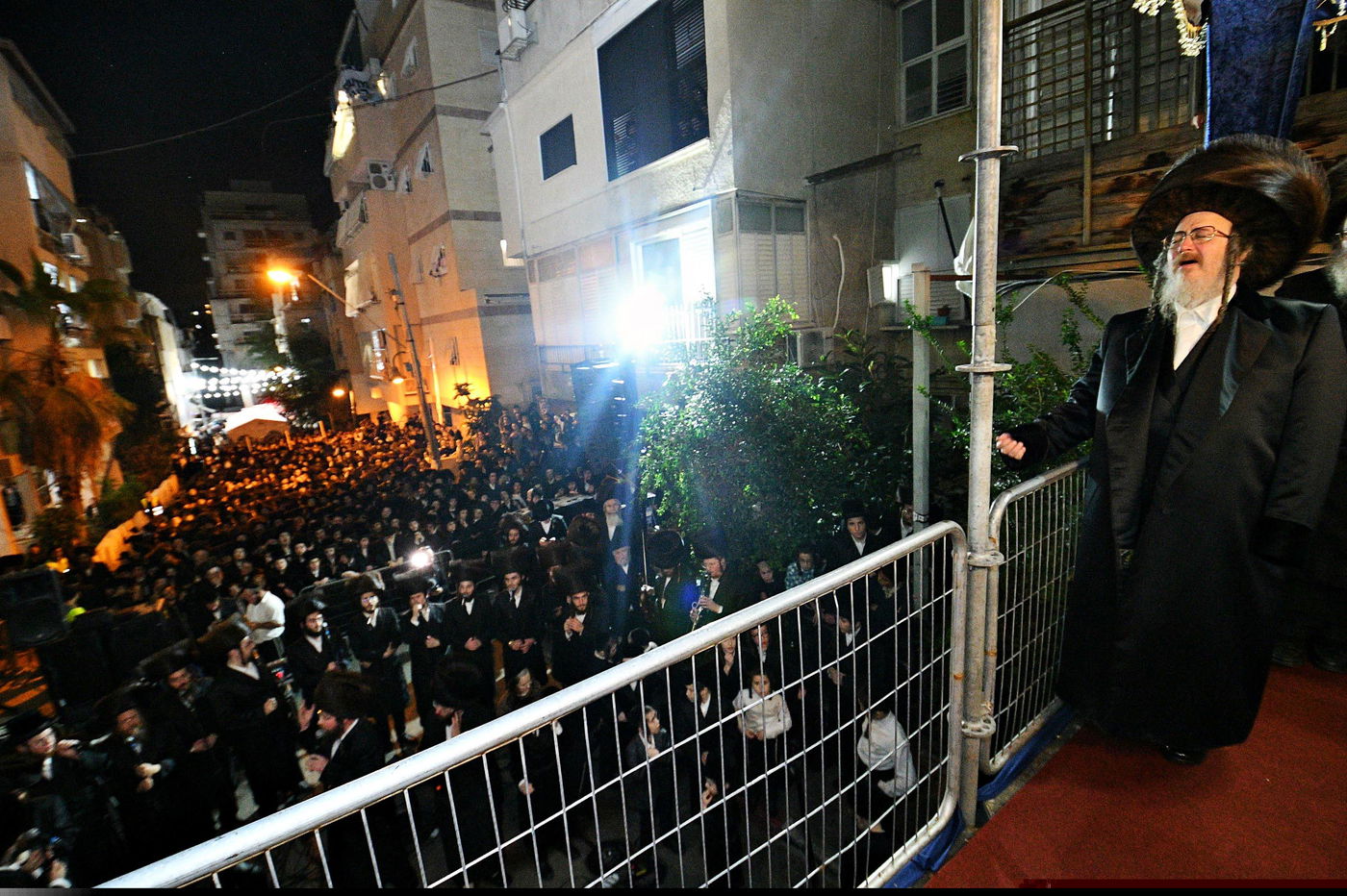 שמחת נישואי בן האדמו"ר מביאלה ב"ב