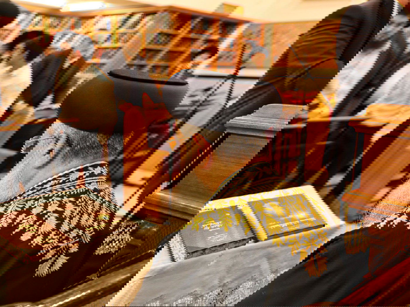 הגאון רבי דוד יוסף בעצרת התעוררות בבני ברק