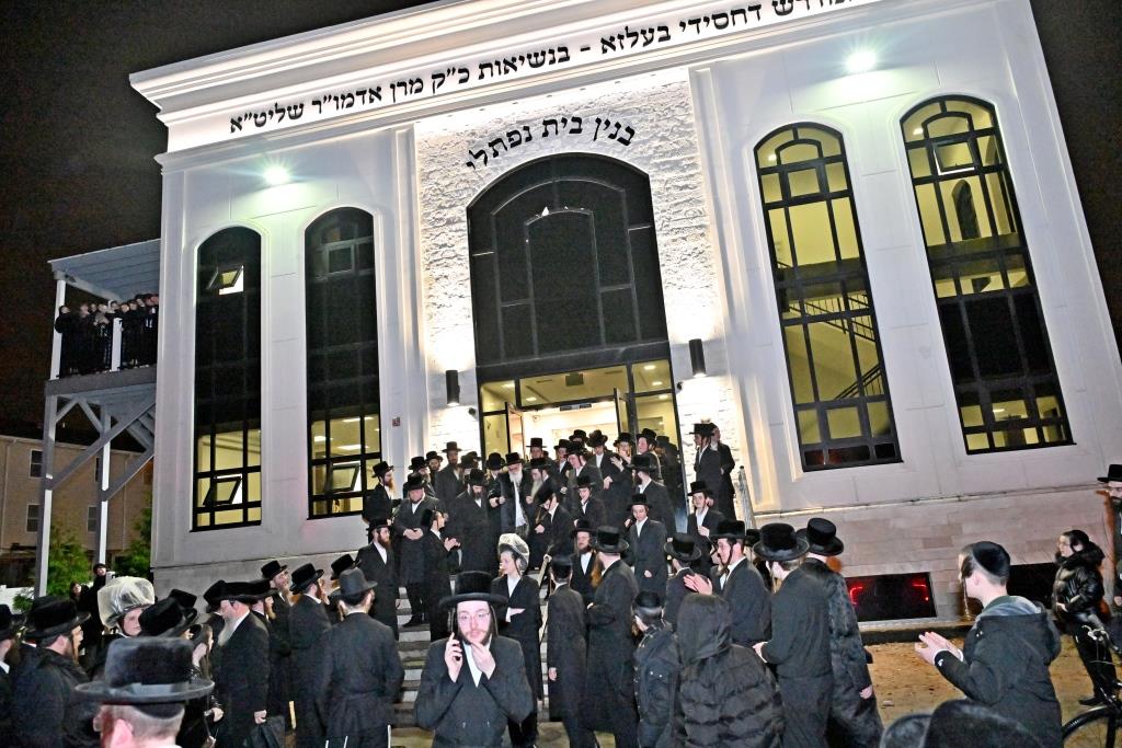 האדמו"ר מויזניץ בביקור בלייקווד