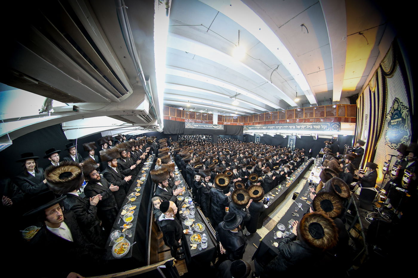 כ"א כסלו אצל הרה"צ רבי חיים צבי מייזליש ר"י סאטמר