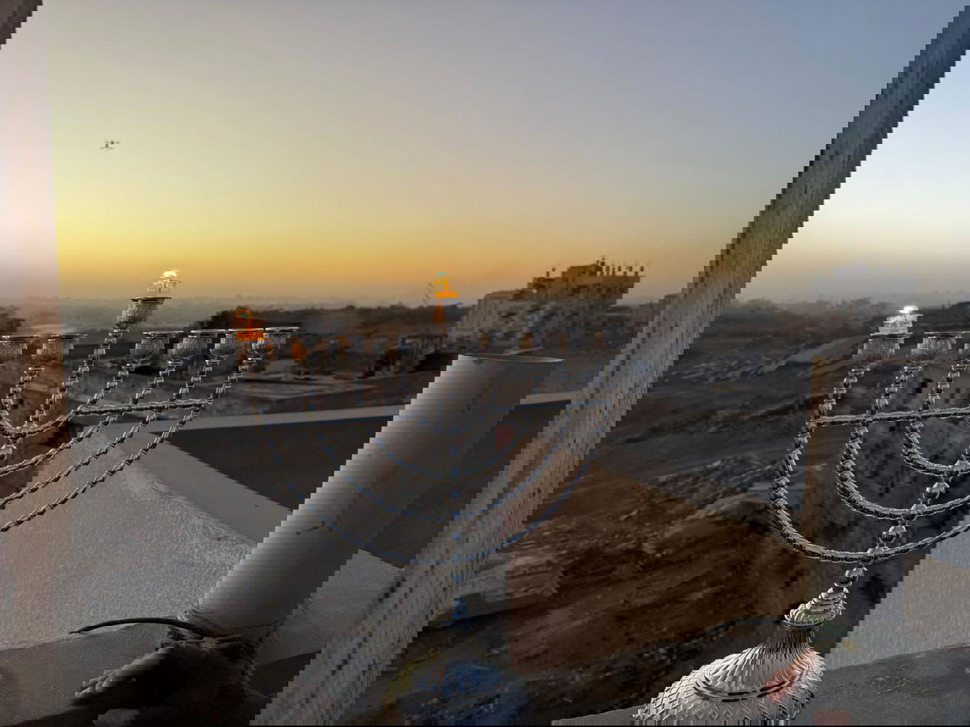 נר ראשון ברצועה