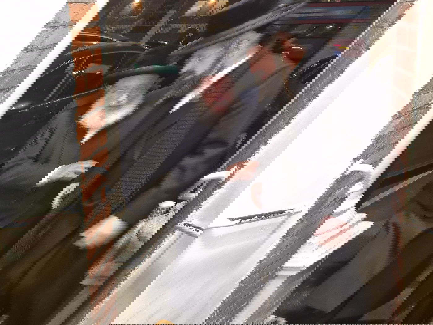 הגאון רבי אשר וייס בביקור בלונדון