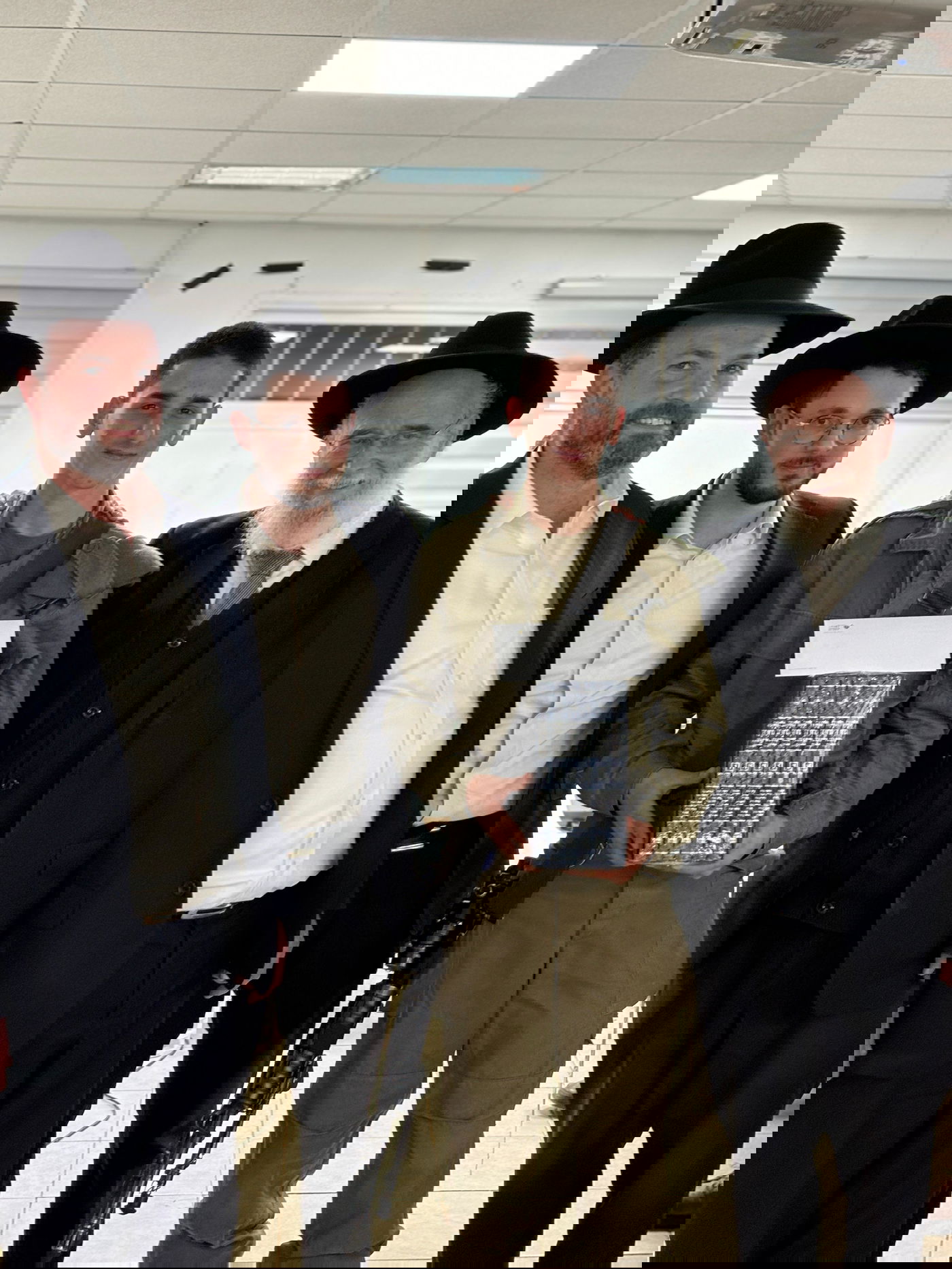 שישה חיילים הצטיינו במבחן המקדים וזכו לעלות לשלב החידון הסופי