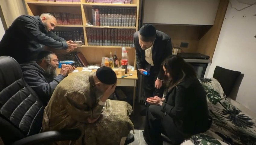 השרה מירי רגב אצל המקובל רבי דב קוק