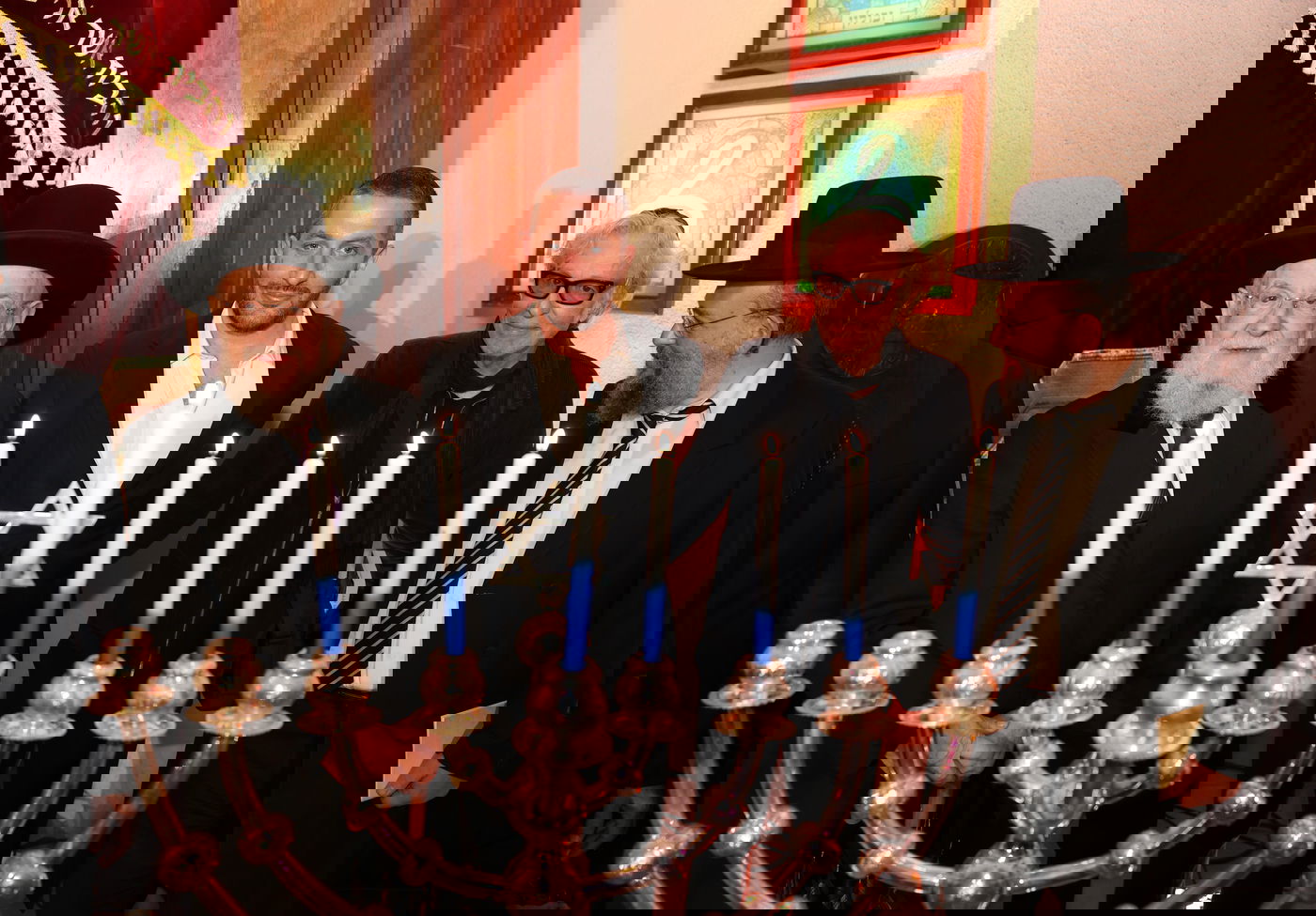 הדלקת נרות חנוכה בבית כנסת הגדול בתל אביב