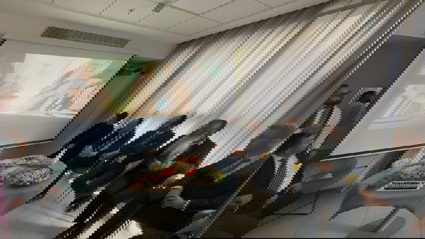 שר הרווחה- יעקב מרגי בביקור באלעד, מכריז על הקמת קמפוס חדש לאגף הרווחה