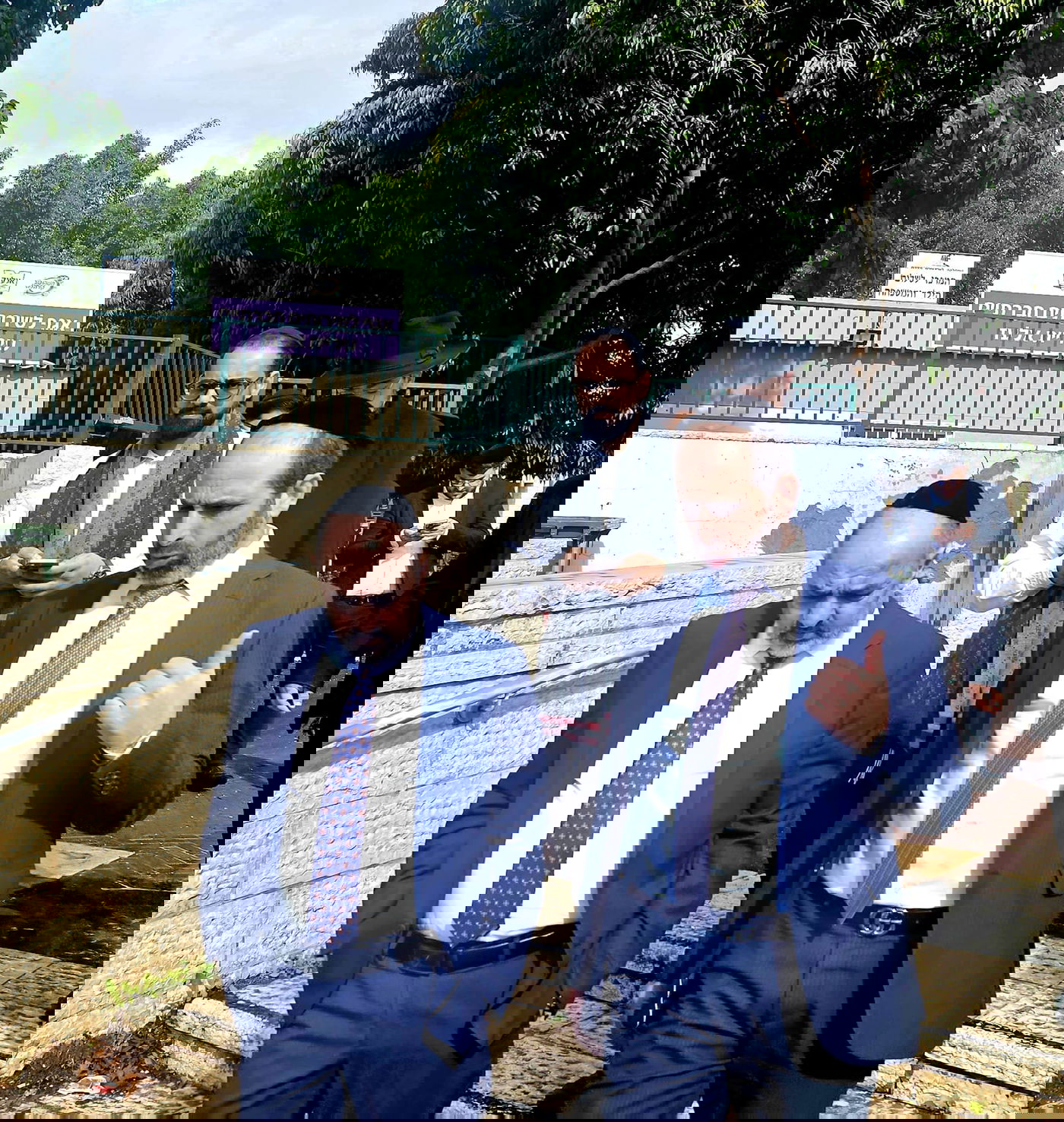 שר הרווחה- יעקב מרגי בביקור באלעד, מכריז על הקמת קמפוס חדש לאגף הרווחה