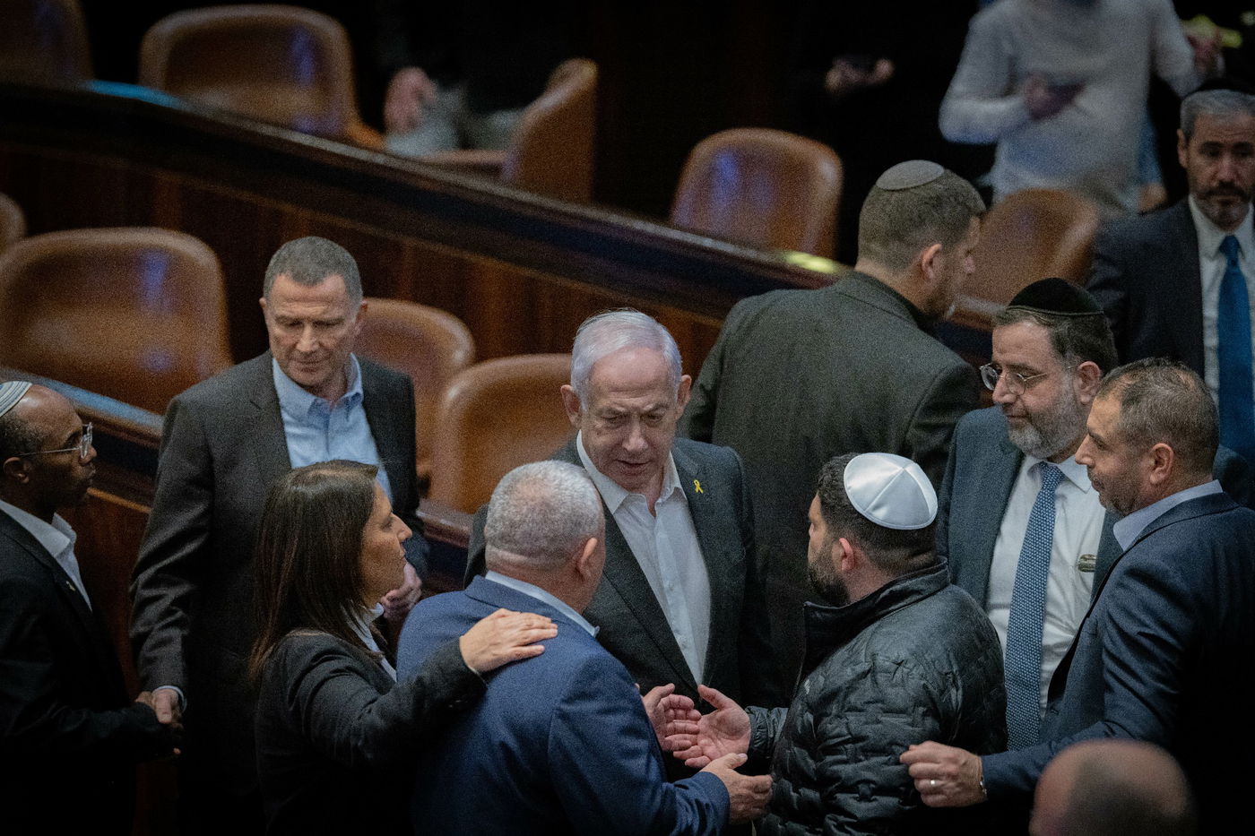 הדרמה הפוליטית במליאת הכנסת