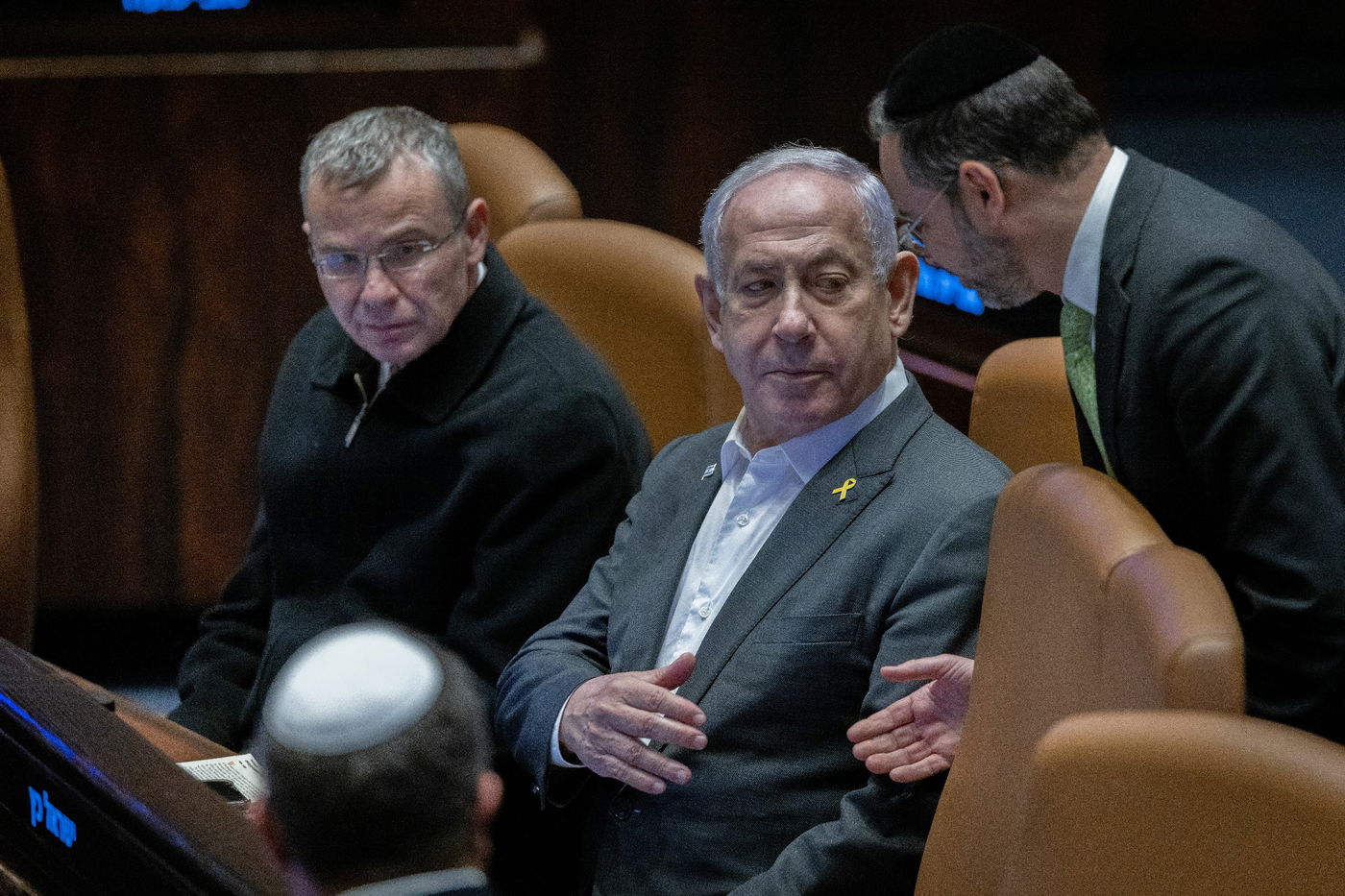 הדרמה הפוליטית במליאת הכנסת