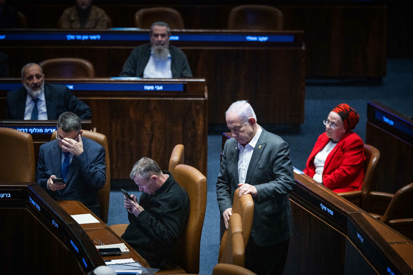 הדרמה הפוליטית במליאת הכנסת