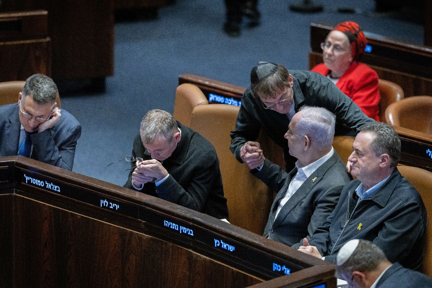 הדרמה הפוליטית במליאת הכנסת