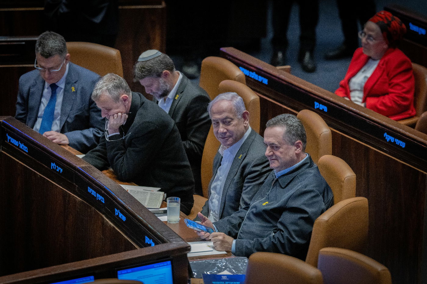 הדרמה הפוליטית במליאת הכנסת