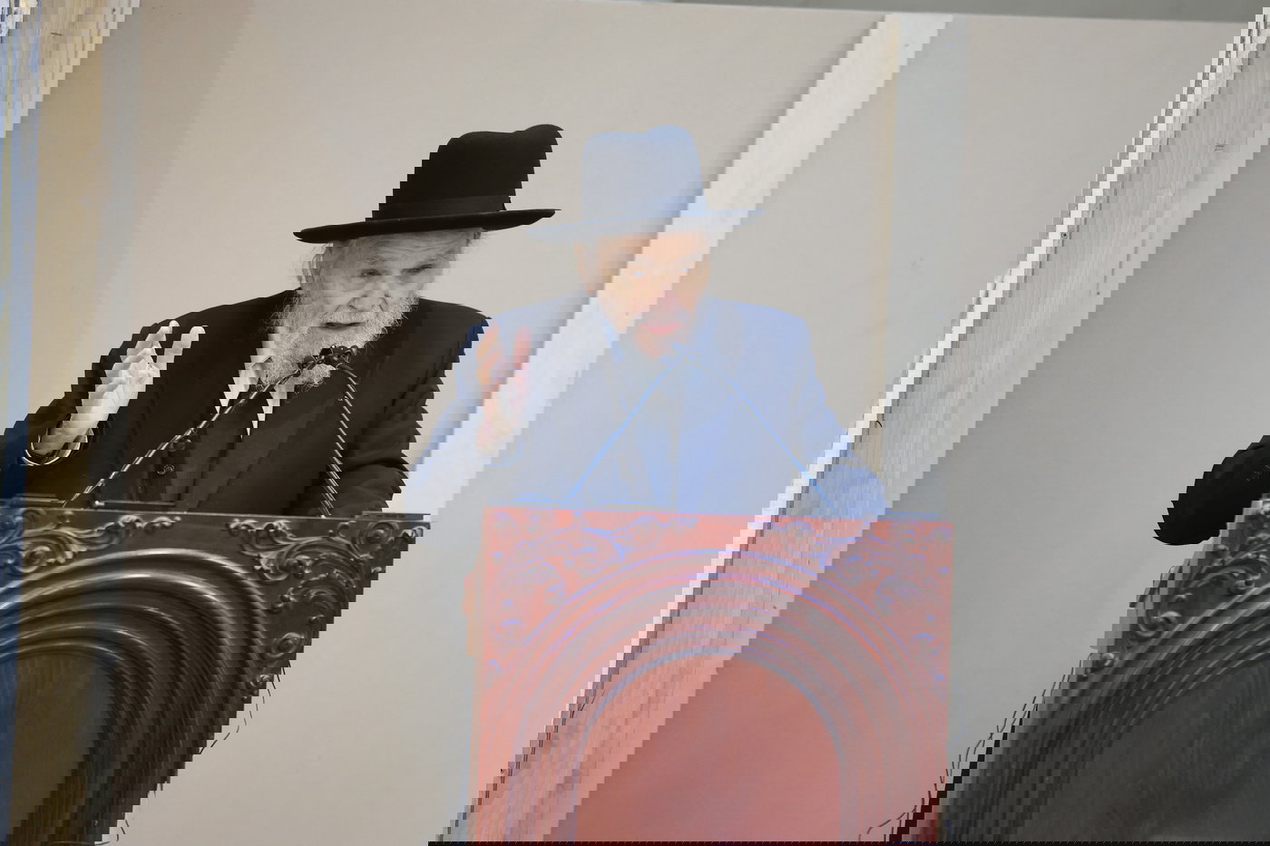 ראש הישיבה בביקור בישיבת עטרת שלמה