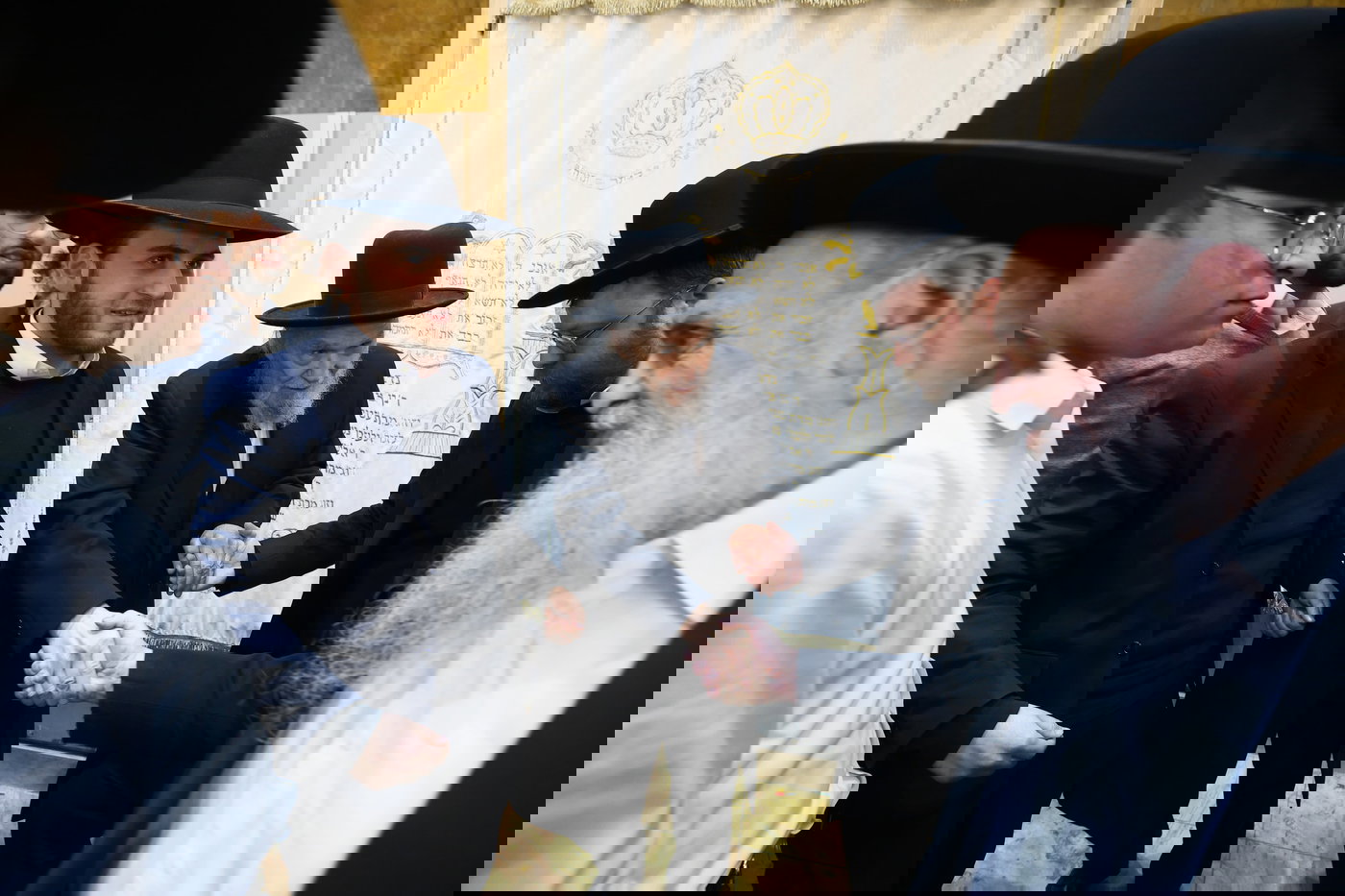 ראש הישיבה בביקור בישיבת עטרת שלמה