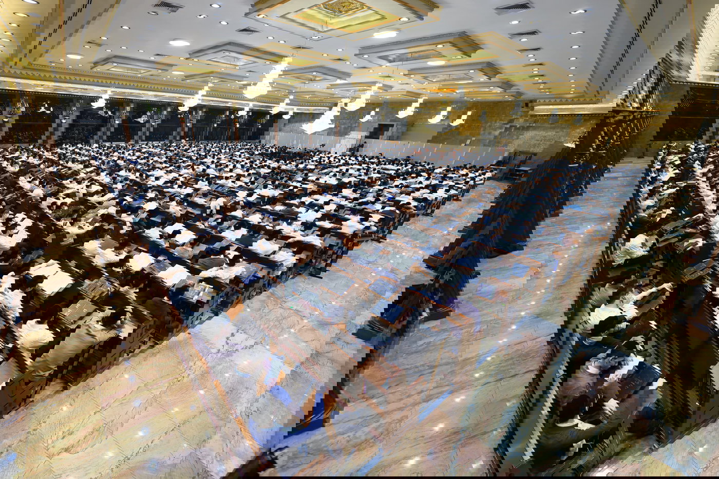 ראש הישיבה בביקור בישיבת עטרת שלמה