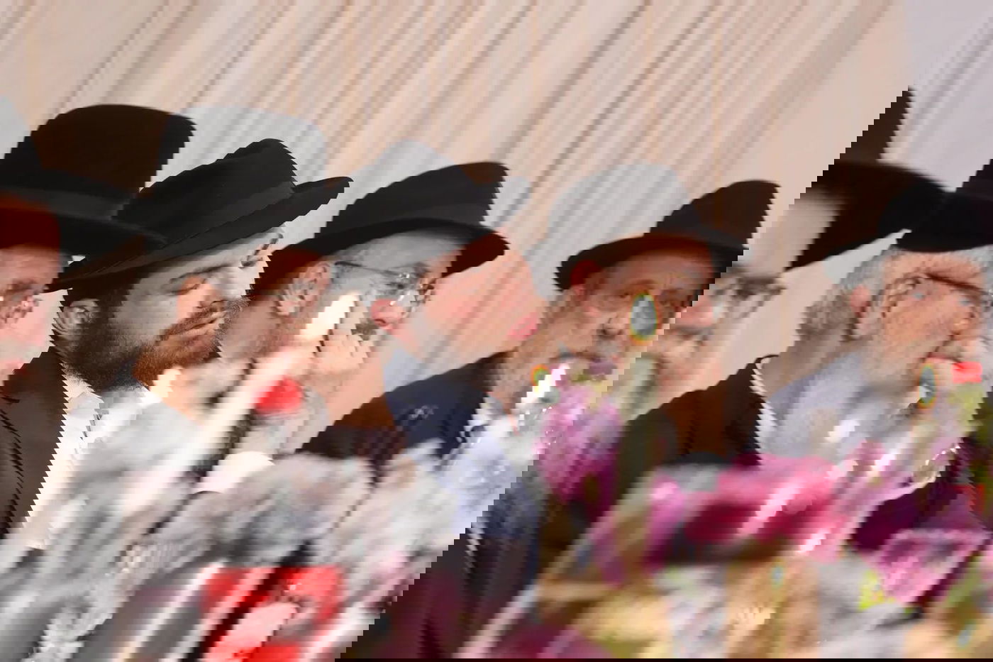 בנו של יוסי אליטוב התארס, רבנים ואישי ציבור הגיעו לאחל מזל טוב