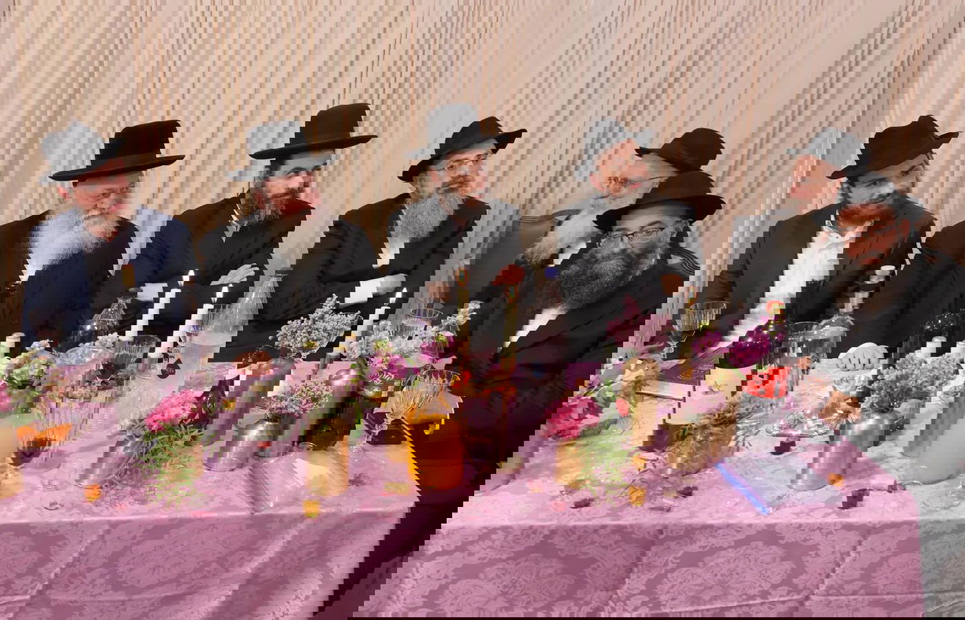 בנו של יוסי אליטוב התארס, רבנים ואישי ציבור הגיעו לאחל מזל טוב