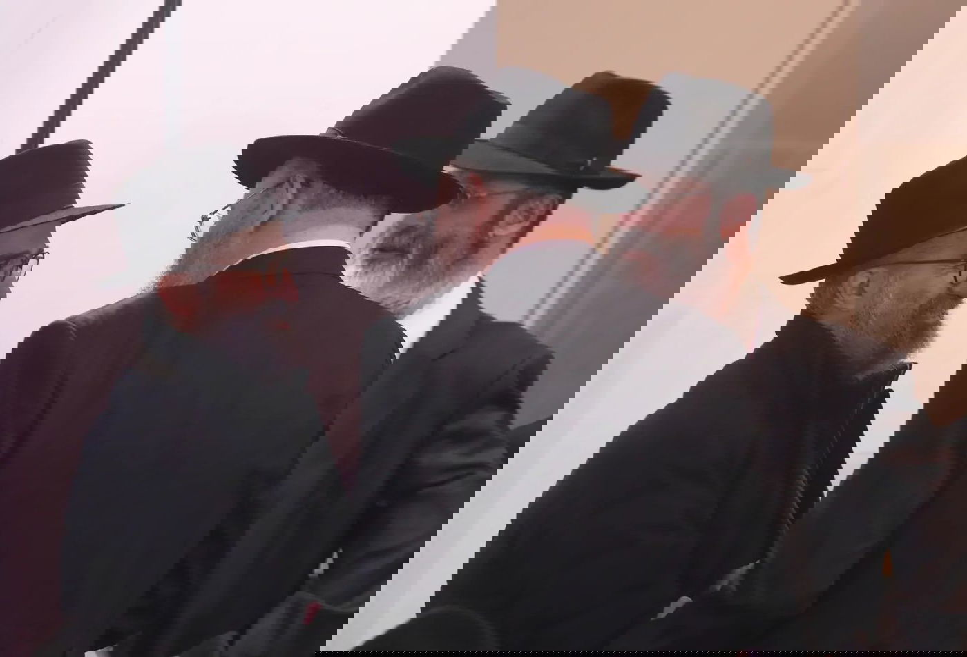 בנו של יוסי אליטוב התארס, רבנים ואישי ציבור הגיעו לאחל מזל טוב