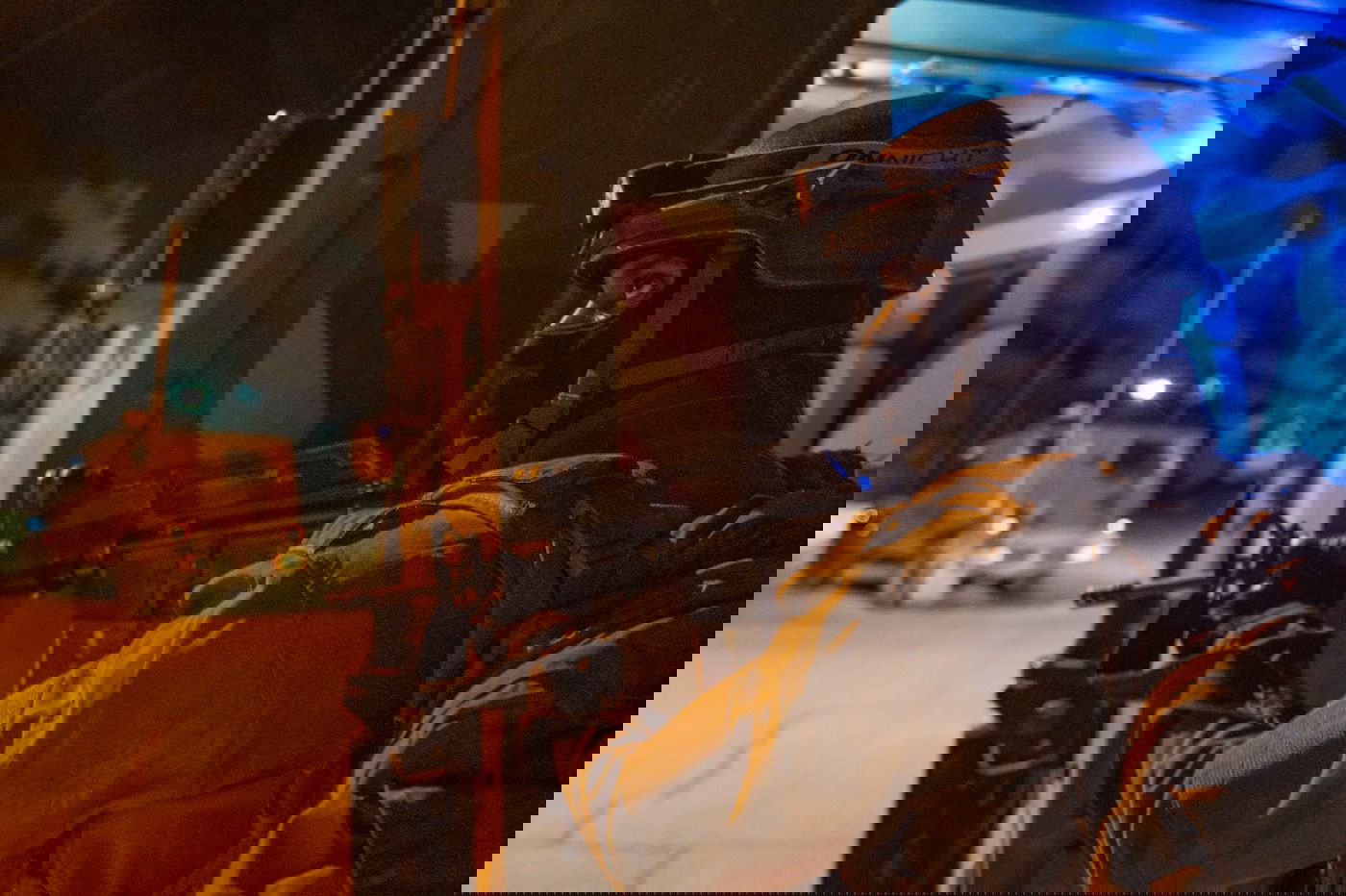 תיעוד מהכפר העוין: הכוחות עצרו רכב - זה מה שהם גילו