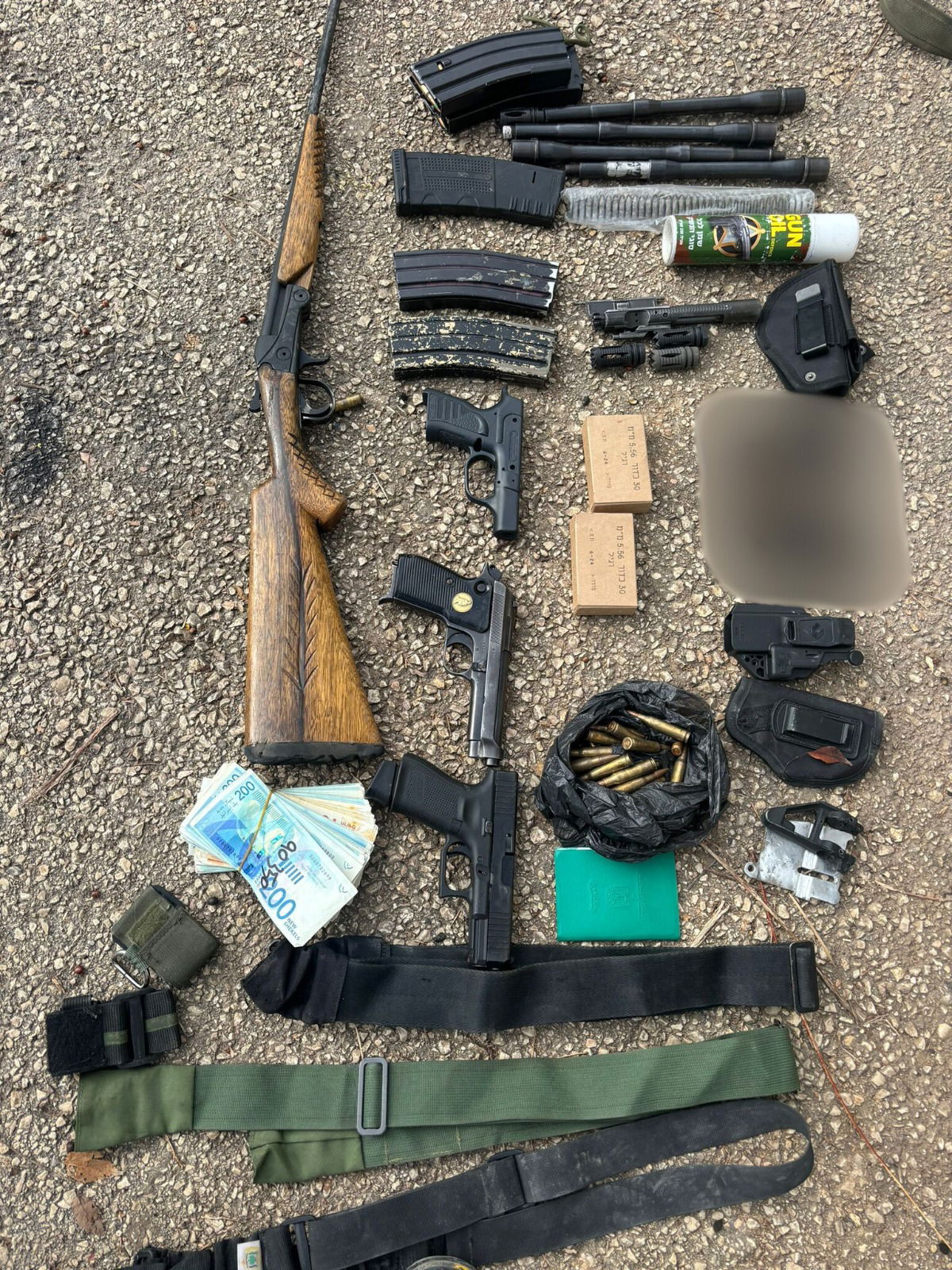 תיעוד מהכפר העוין: הכוחות עצרו רכב - זה מה שהם גילו