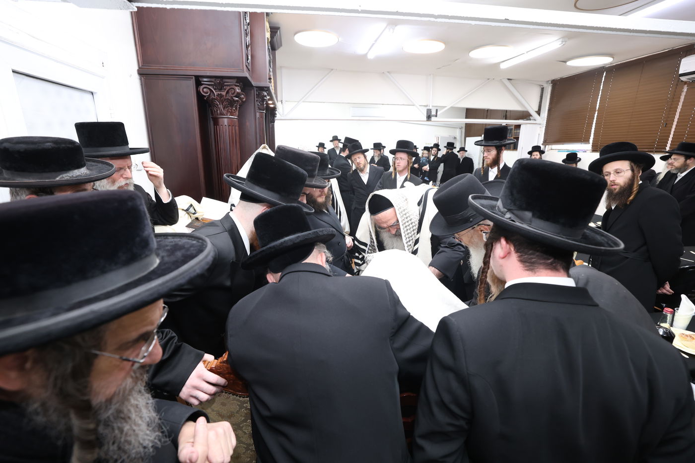 שמחת הברית בחצה"ק וואסלוי - זוטשקא ירושלים